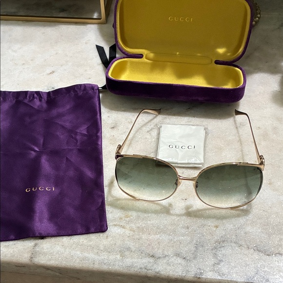 Gucci sunglasses GG0225S - Picture 4 of 17